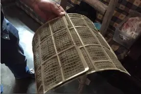 陕西网友10年未洗的空调曝出“土黄空气”图片