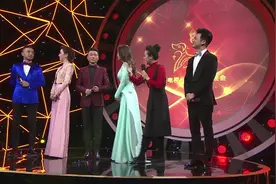 2018年春晚五位主持人，春晚进行时现场为您拜年，狗年大吉！视频封面
