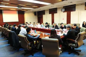 天津市红桥区人民法院与区政府召开法制与行政审判联席会议图片