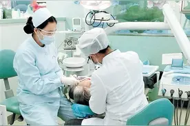 牙龈长期“长包”是上火？当心慢性根尖周炎作怪图片