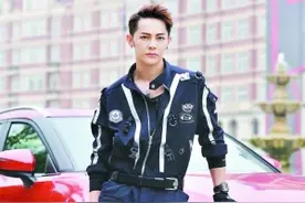 汪东城自嘲“智商有限”图片