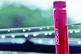 下雨啦 收衣服啦图片