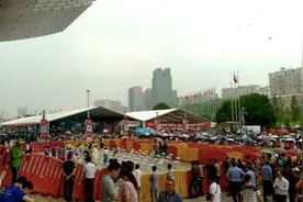 湖南车展多款新车首发 905主播团房车直播狂送福利图片