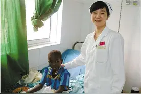 金华护士援助非洲两年 在枪声中坚守病床图片