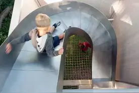 小朋友为什么喜欢滑梯？图片