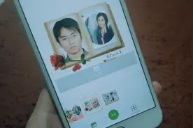 最简单最美情侣头像制作方法，给我2张照片，还你100张情侣头像