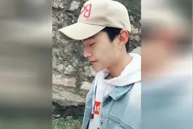 这就是为什么帅哥要戴着帽子的原因吧视频封面