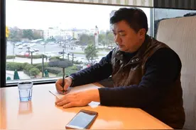 “我不该奢望父爱？”成都刑警11岁儿子作文感动朋友圈图片