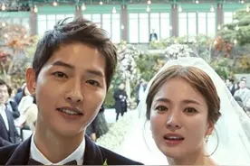 宋慧乔宋仲基婚礼捧花丢了四次 最终被她拿到图片