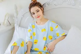 今夏最潮的睡衣，带你进入甜美梦想图片