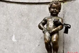 比利时“撒尿小童”命运多舛 本尊“藏身”博物馆图片