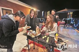 体验泉州年 16岁德国女孩感叹春节的热闹温馨图片