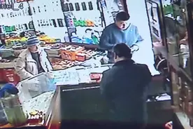 警花来了｜这个支付宝扫码付款骗局 你必须要知道图片