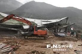 闽侯县上街镇拆除2座违建图片