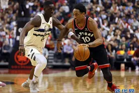 NBA常规赛：猛龙不敌雄鹿图片