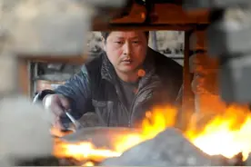 “章丘铁锅”热卖断货，传承人下架商品呼吁尊重匠人精神图片