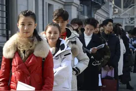 中戏艺考复试 考生被当场卸妆图片