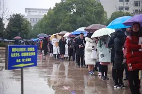 浙传校考复试进行时 广播电视编导专业报录比176:1图片