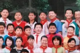 和明星做同学是种怎样的体验？没想到竟如此奇葩图片