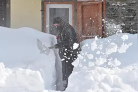 环球｜积雪封门：“东方野兽”寒潮强袭欧洲致数十人冻死图片