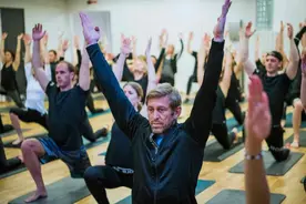 瑞典企业强制员工上班运动 不想动就走人图片