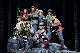 南京越剧团《八女投江》巡演到浙江 将在西施大剧院上演图片