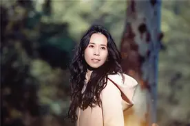 莫文蔚最新单曲甜蜜上线 李荣浩创作《慢慢喜欢你》图片