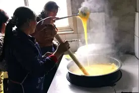 天冷了，在宝鸡咥一碗搅团才暖和！图片