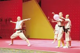少林绝技"飞针穿玻璃"想练成至少花费10年功力图片