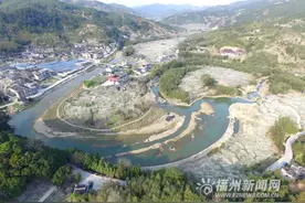 永泰月洲村李花盛放 美丽乡村名闻遐迩图片