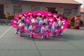 达士营文艺汇演 温暖孤寡老人心图片