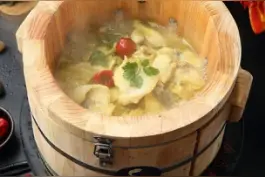 说好不分手私房酸菜鱼用先进设备领先市场图片