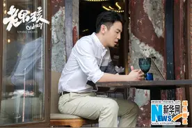 雷佳音《老男孩》开播 演绎帅气多金男图片