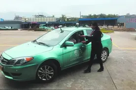 女教练来了！驾培开启“温柔”时代图片