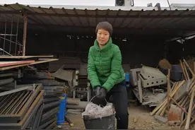 一诺千金!丈夫去世留下巨债,林州女子变包工头7年还清120万图片