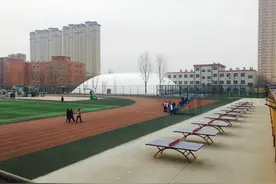 元氏县一中建气膜体育馆 助推教育资源社会共享图片