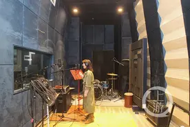 好耍！专业录音棚圆你歌手梦图片