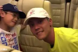 您的亲子博主已上线！陈伟霆和侄子跳舞遭调侃图片