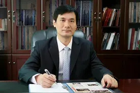 罗杰代表：建议将“引江补汉”工程纳入南水北调中线续建工程图片
