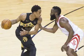 （体育）（12）篮球——NBA常规赛：猛龙胜火箭图片