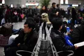 只需微信提前预约，太原南站“特殊”乘客就可由亲人进站接送图片