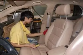 立省几百块！这样清洗汽车真皮座椅，10年一直如新车图片