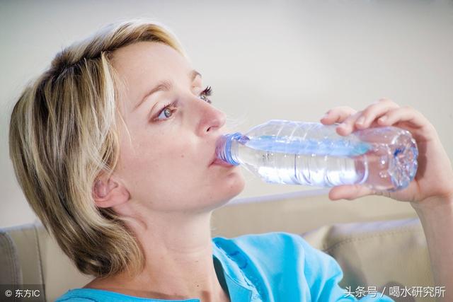 迟迟进入不了工作状态,你可能是缺水了!