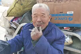 收废品一天挣多少钱？农村大爷告诉你真实的利润，你信吗？视频封面
