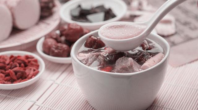 骨质疏松中医食疗验方之十九：山药红枣粥