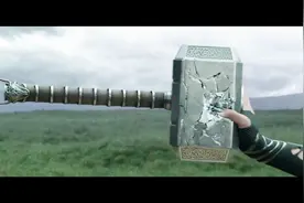 死亡女神海拉到底什么来头，居然能够轻易捏爆雷神的锤子视频封面