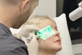 医院用上这装置，再也不怕找不到血管，连挨好几针了