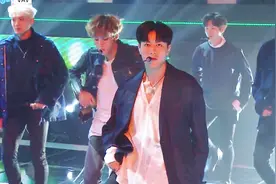 韩国男团VAV《Spotlight(光)》音乐中心现场打榜 帅到爆炸视频封面