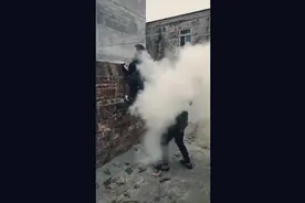 这绝对是我见过史上最强的“屁”了，网友调侃：隔着屏幕都有味！