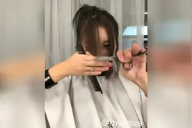 韩国妹子教你在家里自己剪中分刘海造型！